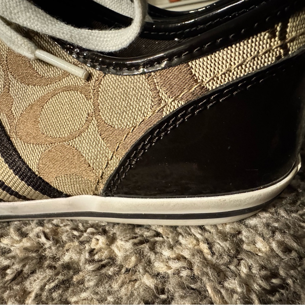 Coach Women's FOLLY classic Tan and Black Signature Sneakers - Picture 9 of 14